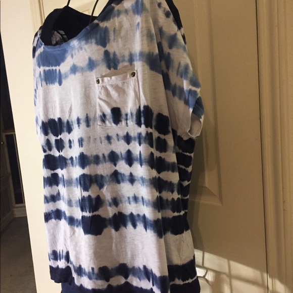 Style & CO Sport Blue and White double Top - Picture 3 of 8